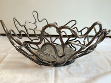 Load image into Gallery viewer, Metal Wire Bowl