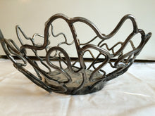 Load image into Gallery viewer, Metal Wire Bowl